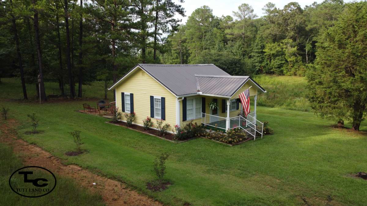 Little-yellow-house-tract-18.jpg