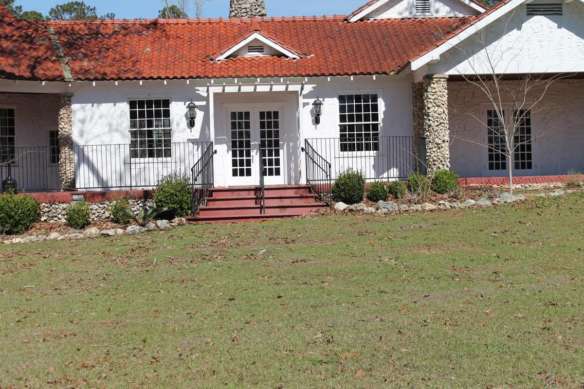 Hybart House View From Driveway